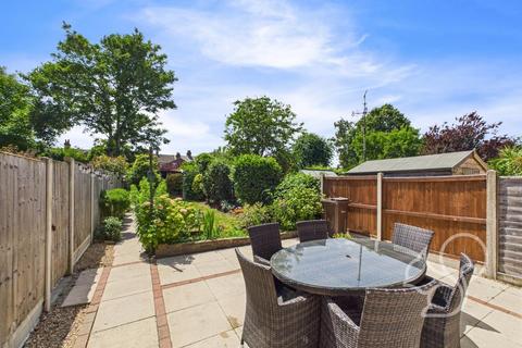 3 bedroom end of terrace house for sale, Old Heath Road, Colchester