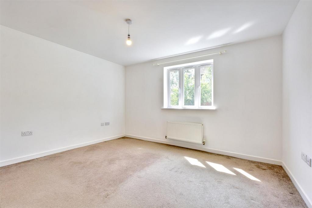 Bedroom 1 1.jpeg