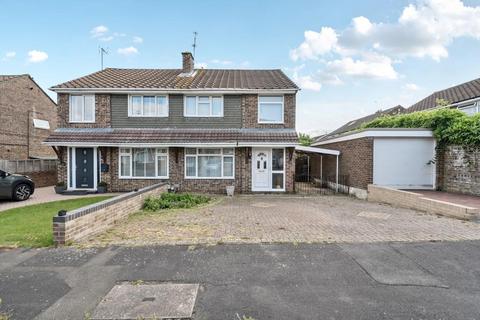 2 Hewitt Close, Swindon, SN3 6DR