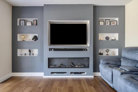 Three Greens Michelet Close, Lightwater, GU18 5XT