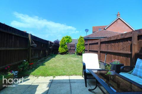 3 bedroom end of terrace house for sale, Castle Gardens, IPSWICH