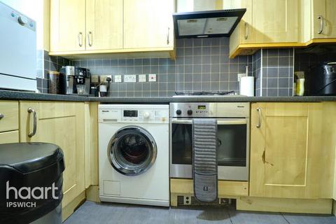 3 bedroom end of terrace house for sale, Castle Gardens, IPSWICH