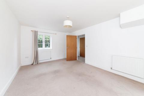 undefined, Halestrap Way, Kings Sutton