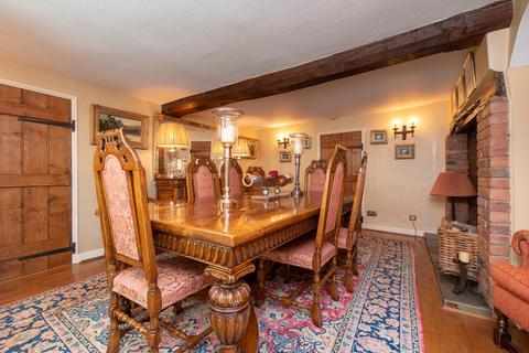 5 bedroom townhouse for sale, 72 High Street, Kenilworth, Warwickshire, CV8