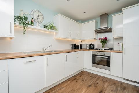 4 bedroom semi-detached house for sale, Tasmania Grove Newton Leys, Milton Keynes, MK3