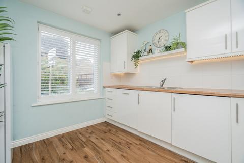 4 bedroom semi-detached house for sale, Tasmania Grove Newton Leys, Milton Keynes, MK3