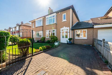 6 Lembert Drive, Clarkston, Glasgow, G76 7NQ