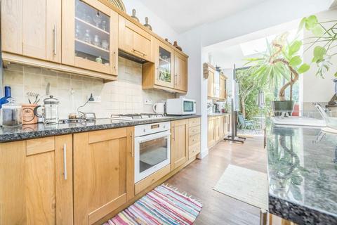4 bedroom house for sale, St. Georges Avenue, London W5