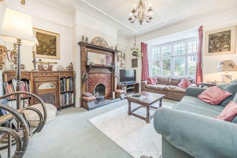4 bedroom house for sale, St. Georges Avenue, London W5