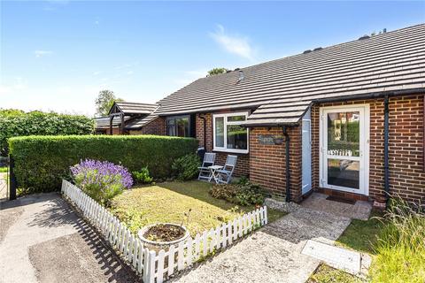 2 bedroom bungalow for sale, St. Annes Close, Winchester, Hampshire, SO22