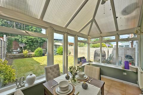 3 bedroom semi-detached house for sale, Clee View Road, Wombourne, WV5
