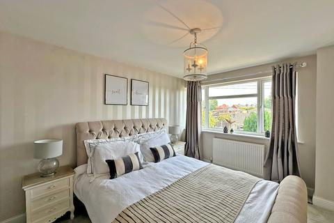 46 Clee View Road, Wombourne, Wolverhampton, WV5 0BD