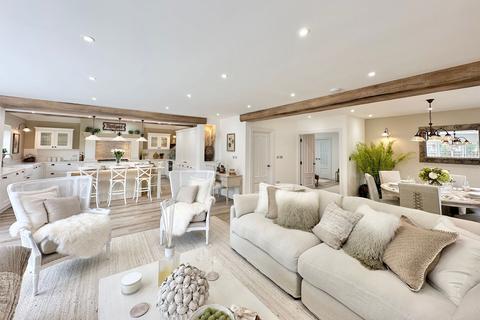 2 Burnham Close, Bourne End, SL8 5ST