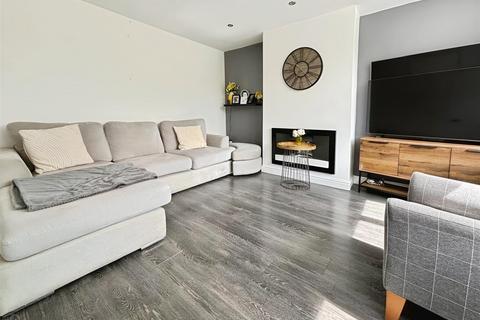undefined, Moorside Gardens, Bradford BD2