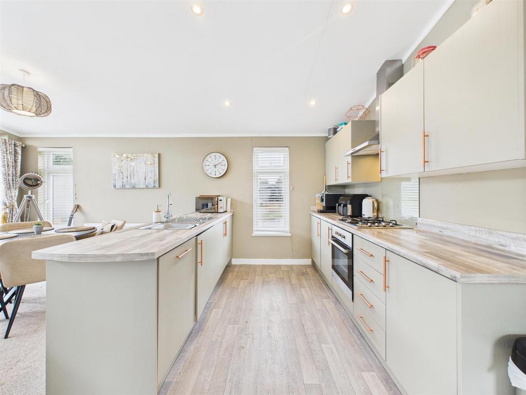 Open Plan Lounge/Kitchen/Dining Area