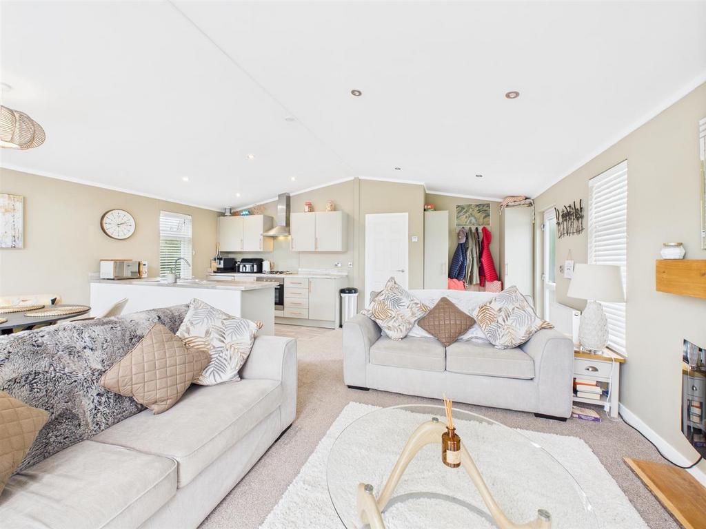 Open Plan Lounge/Kitchen/Dining Area