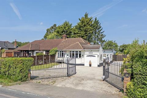 undefined, Tylers Road, Roydon