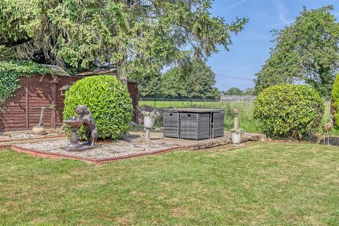 undefined, Tylers Road, Roydon
