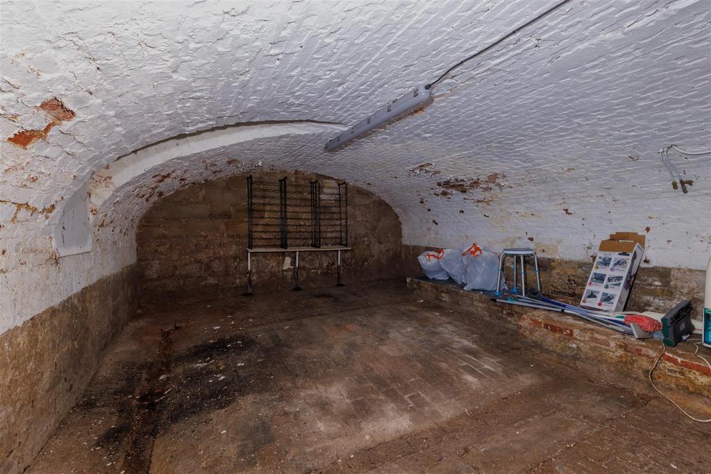 Sherbourne H1-30 A.jpg