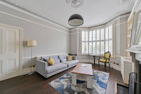 1 bedroom flat for sale, Haycroft Road, Brixton, London, SW2