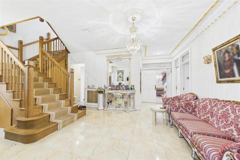 11 bedroom detached house for sale, Winnington Road, N2