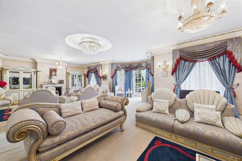 11 bedroom detached house for sale, Winnington Road, N2