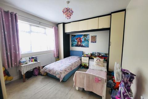 59 Heming Road, Edgware, HA8 9AB