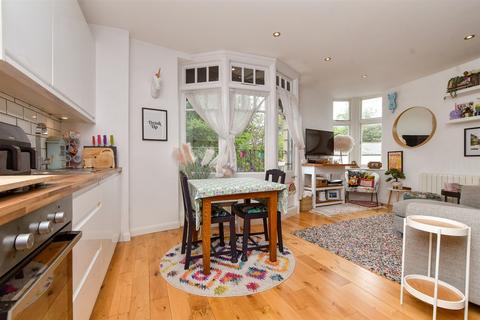 2 bedroom flat for sale, Beynon Road, Carshalton, Surrey