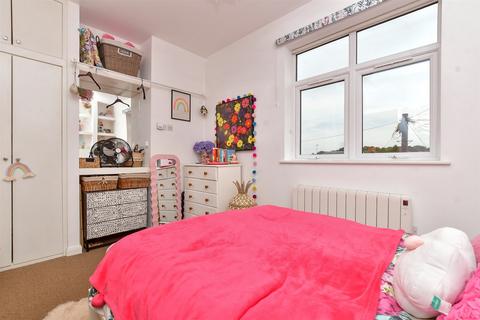 2 bedroom flat for sale, Beynon Road, Carshalton, Surrey