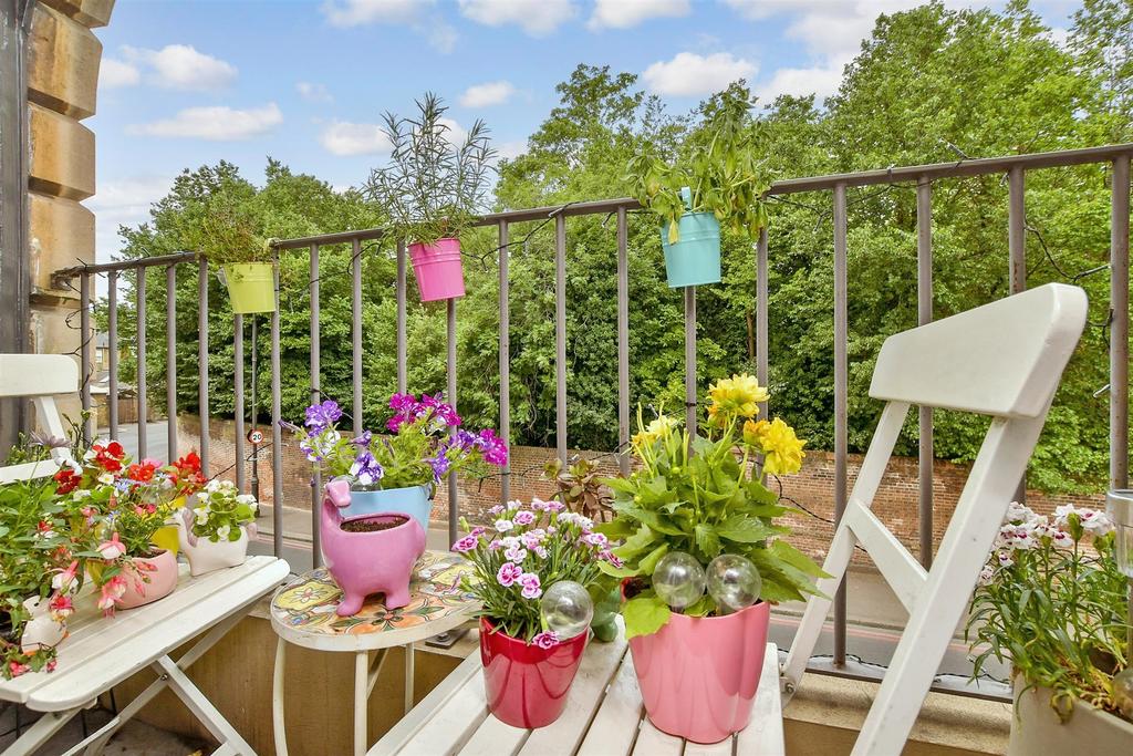 Balcony / Terrace