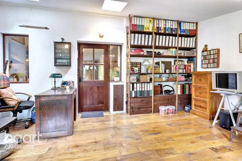 52 Akeman Street, Cambridge, CB4 3HG