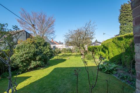 3 bedroom detached house for sale, Fairfax Road, Leicester