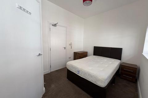 1 bedroom in a house share to rent, Harts House, Barracks Square, WN1