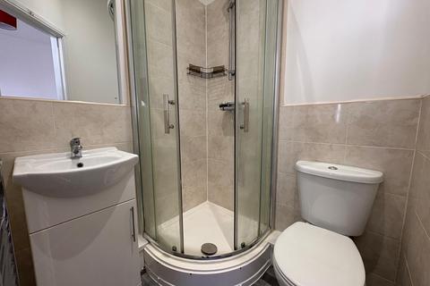 1 bedroom in a house share to rent, Harts House, Barracks Square, WN1
