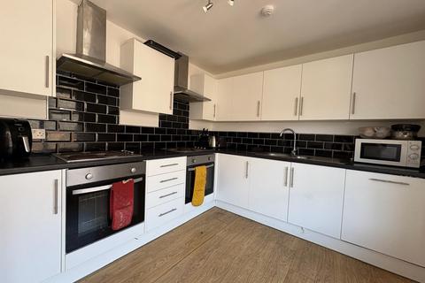 1 bedroom in a house share to rent, Harts House, Barracks Square, WN1