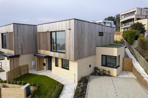undefined, Highridge, Hythe, Kent, CT21
