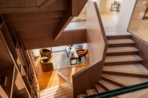 4 bedroom flat for sale, 1 Lewis Cubitt Square, King's Cross, London, N1C