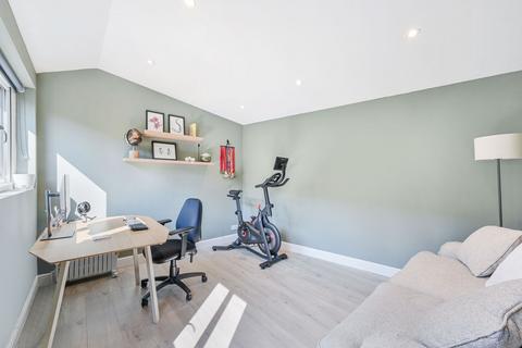 11 Beaconsfield Road, Surbiton, KT5 9AW