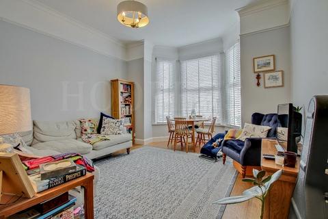 2 bedroom ground floor flat for sale, Chapter Road, London, NW2