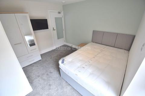 1 bedroom in a house share to rent, Oxford Road, Reading