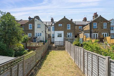 33 King Edward Road, Watford, WD19 4DN