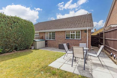2 bedroom semi-detached bungalow for sale, Maidenhead SL6