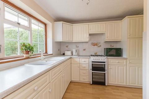 2 bedroom semi-detached bungalow for sale, Maidenhead SL6