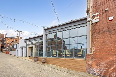 Pub to rent, 10 Market St Wakefield WF1 1DH