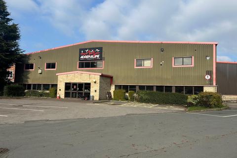 Warehouse to rent, 24 Halifax Rd Liversedge WF15 6JL