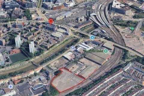 Land to rent, Mead Rise Bristol BS3 4RW
