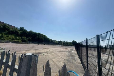 Land to rent, Mead Rise Bristol BS3 4RW