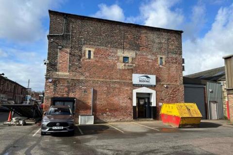 Warehouse to rent, Dale St Ossett WF5 9HQ