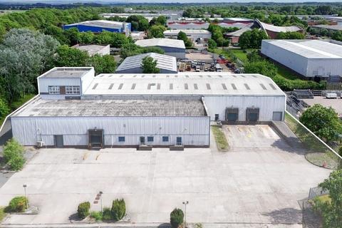 Distribution warehouse to rent, 23 Kingsland Grange Warrington WA1 4RW