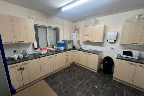 Mixed use for sale, 97B Oldfield Tewkesbury GL20 5QT